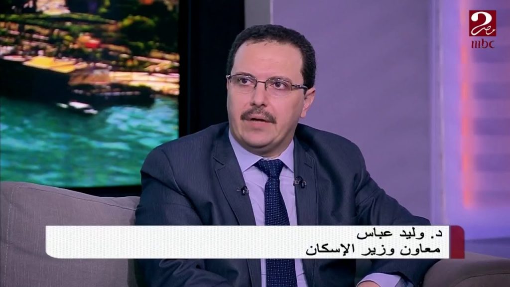 معاون وزير الإسكان يتفقد مشروعات التطوير الجاري تنفيذها بمركز مارينا العلمين السياحي 1 maxresdefault1692174182