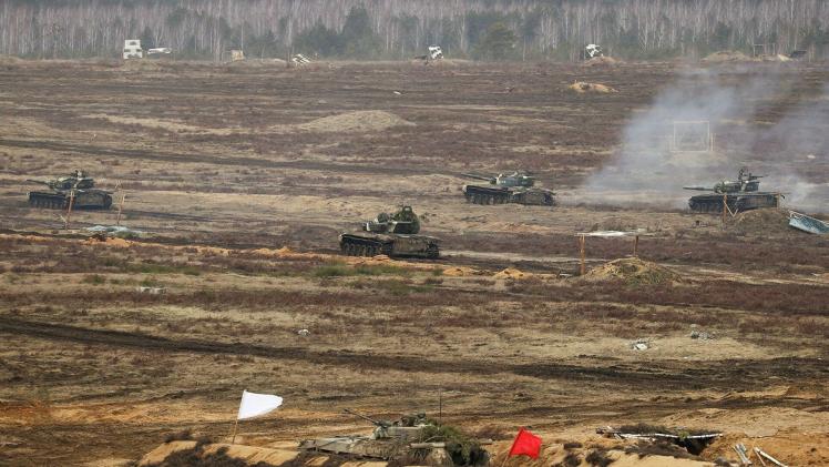 أوكرانيا: روسيا تشن 31 غارة جوية و49 هجوما بالمدفعية على مواقع عسكرية وبلدات مأهولة بالسكان 1 nHgVD1691821204