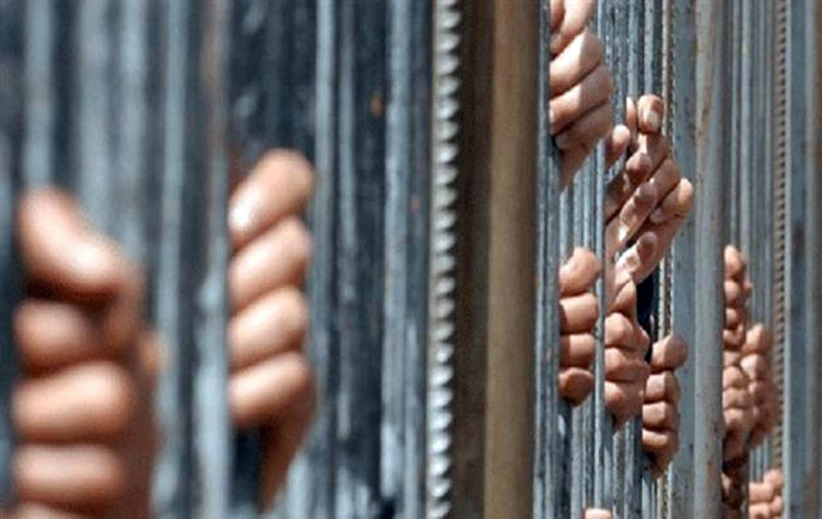 القبض على تشكيل عصابى تخصص فى الاتجار بالمواد المخدرة بديرب نجم1693131065