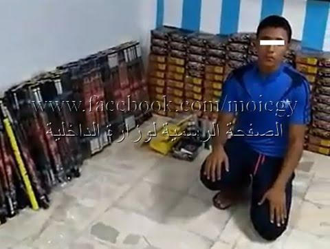 ضبط شخص بالقاهرة لقيامه بالإتجار في الألعاب النارية 1 ضبط أحد الأشخاص لقيامه بالإتجار فى الألعاب النارية بالغربية1692361203
