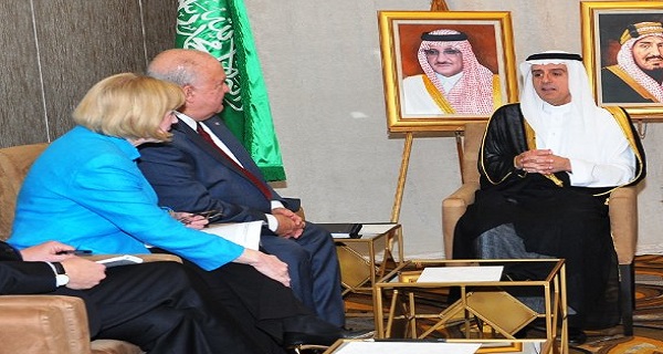 مساعدة وزير الخارجية الأمريكي تبحث مع الرئيس النيجيري و" الإيكواس" سبل حل الأزمة في النيجر 1 وزير الخارجية السعودي الجبير يلتقي آن باترسون1693111743