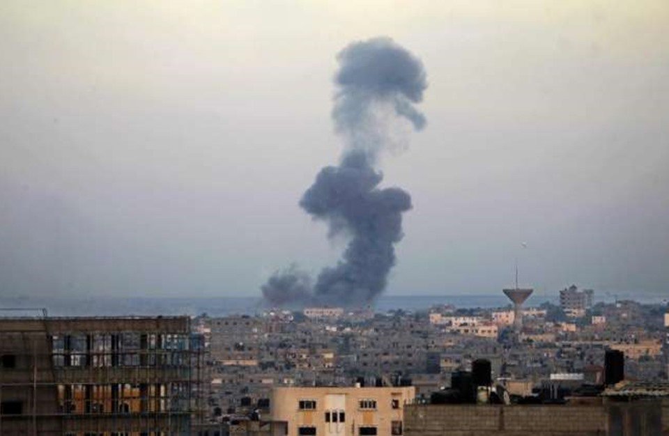 طائرات الاحتلال تقصف موقعين شمال قطاع غزة1695570963