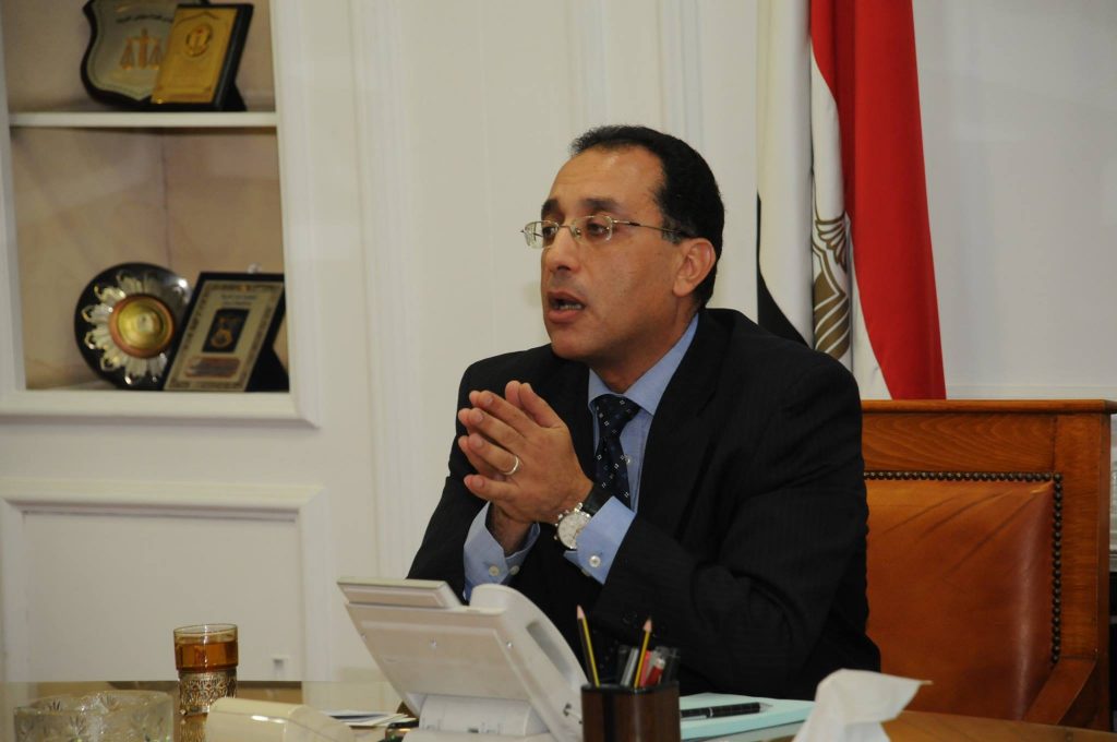 "التنمية الصناعية" تقرر مد سحب كراسات حجز 790 قطعة أرض صناعية حتى 14 سبتمبر 1 وزير الاسكان