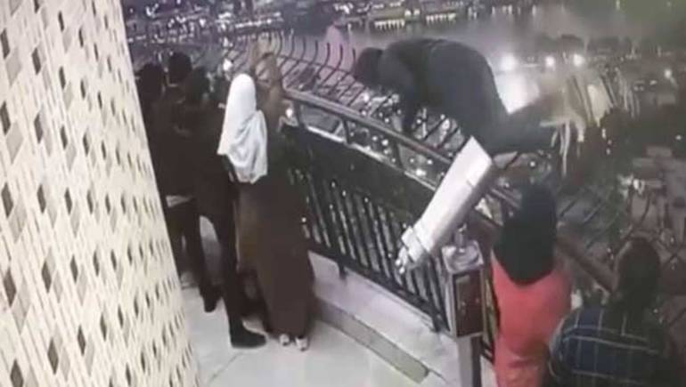 انتحار قاتل موظفة بجامعة القاهرة خلال محاولة ضبطه بمطروح 1 0krtkytkytkytkytk1695852663