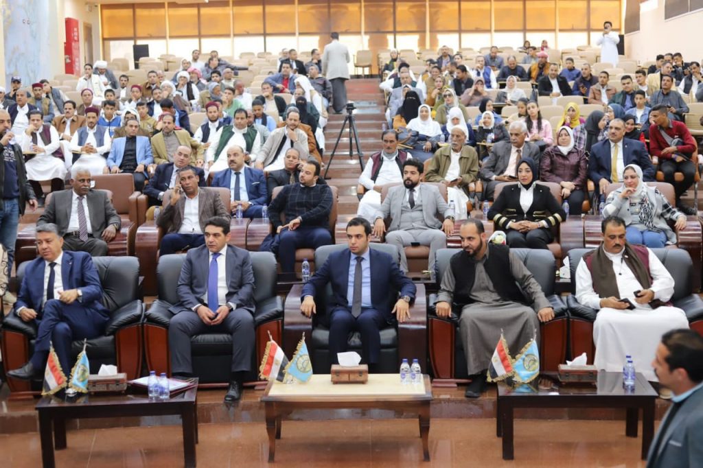 محافظ مطروح : المخططات الاستراتيجة هدفها رؤية مستقبلية تحقق جذب المزيد من الاستثمار 1 1 451693564983