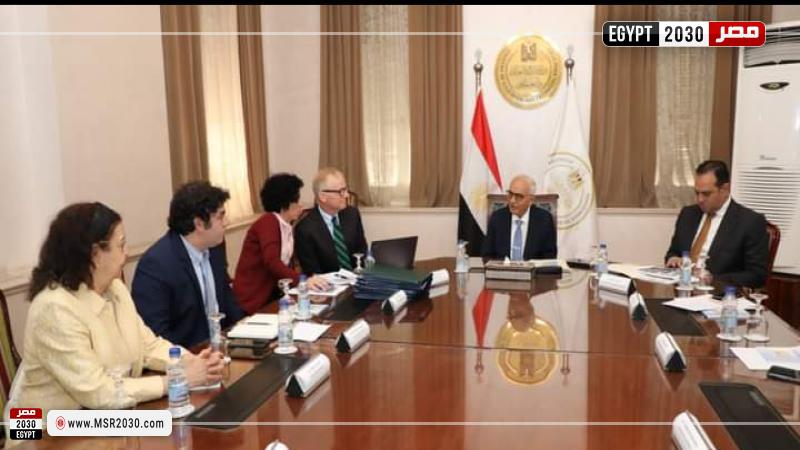 وزير التربية والتعليم يبحث مع وفد البنك الدولي أوجه التعاون المشترك لتطوير التعليم 1 150631 W1693940103