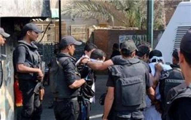ضبط شخص بالمنيا لإدارته ورشة لإصلاح الأسلحة النارية والاتجار فيها 1 151015062315790481695466267