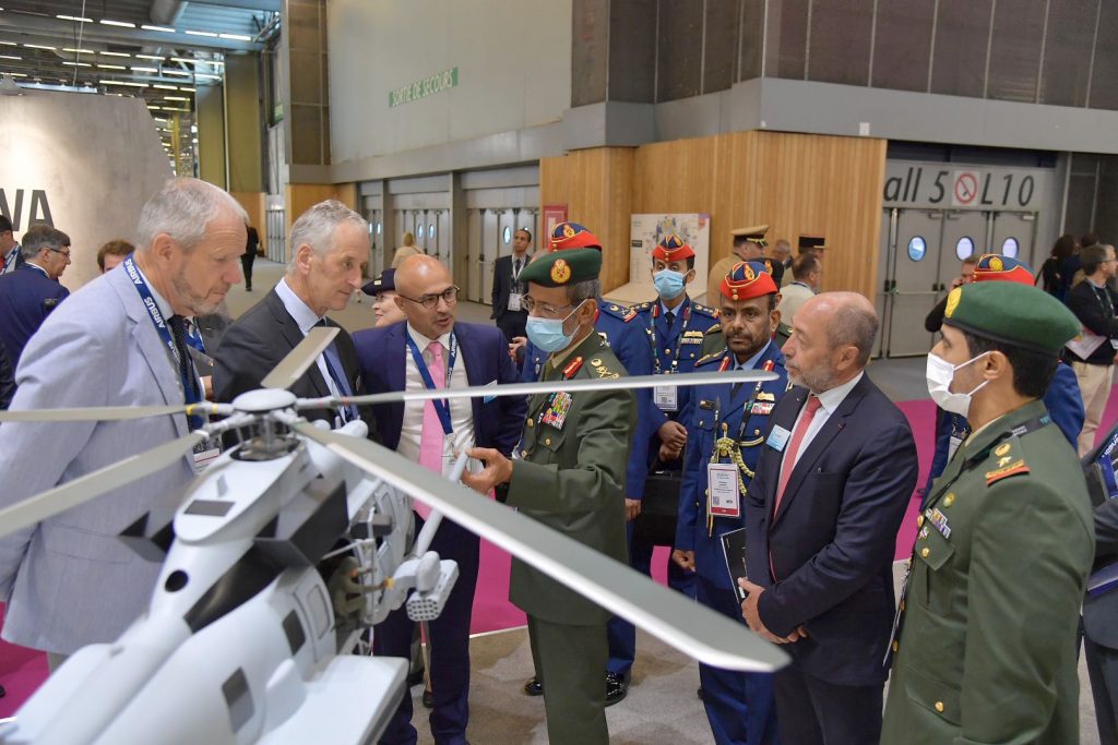 الكويت وفرنسا تبحثان سبل تعزيز التعاون العسكري المشترك 1 17169012012768534541694275323