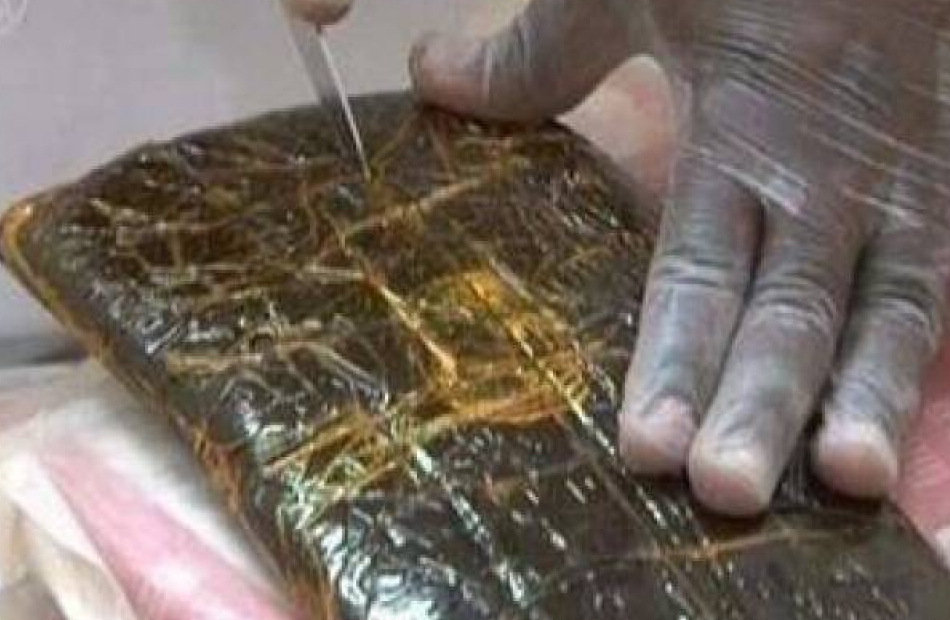 ضبط 15 كيلو جراما من مخدر الحشيش بحوزة تشكيل عصابي بالأقصر 1 19 2020 637435552301938620 1931694959623