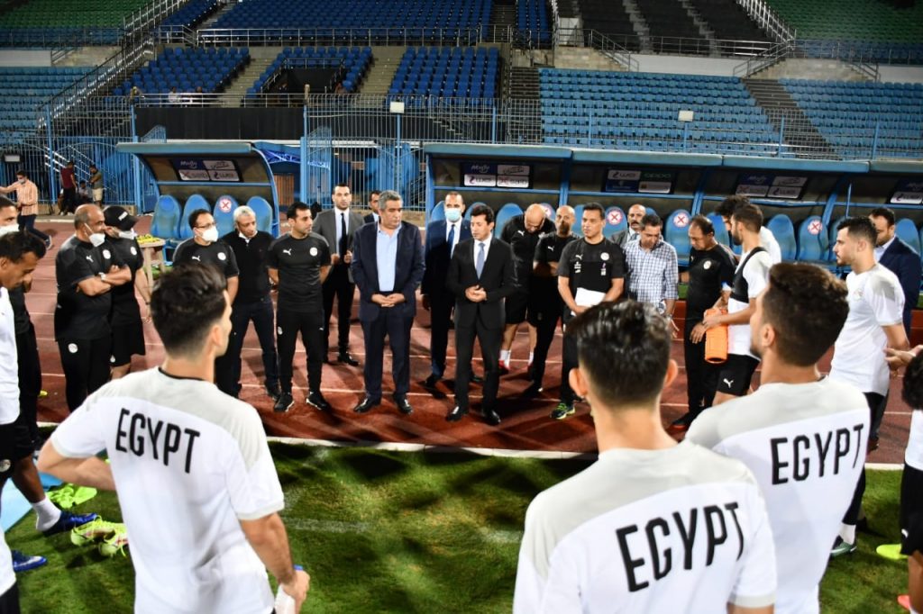وزير الرياضة يهنئ المنتخب الوطني بعد فوزه بلقب بطولة أفريقيا للكرة الطائرة 1 19 2021 637659600238523826 8521694629623