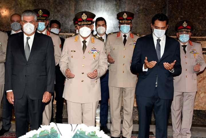 الرئيس السيسي ينيب وزير الدفاع للمشاركة في إحياء الذكرى السنوية لرحيل الزعيم جمال عبد الناصر 1 2021 637684424816372801 637 cde133e2 6615 4bfc 854c 140da71bb9f51695732363