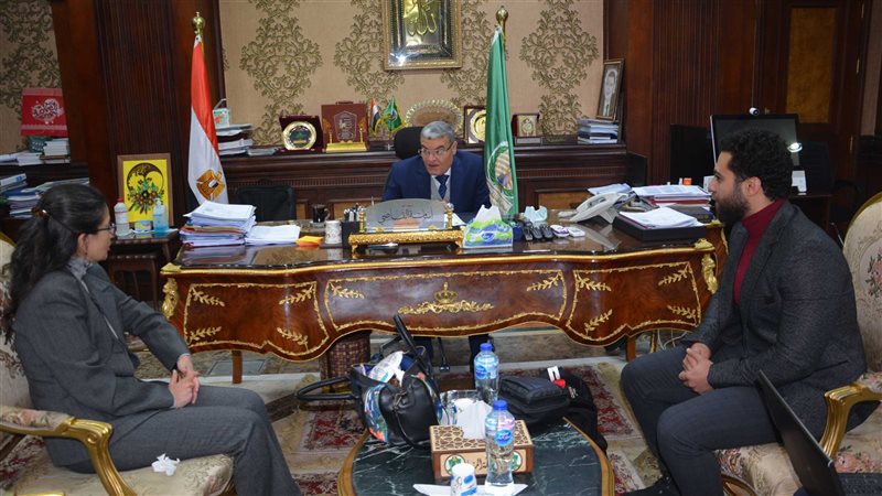 محافظ أسيوط : الدولة تعمل بخطى سريعة على تنمية محافظات الصعيد 1 2801693829885