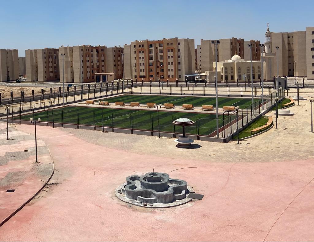 رئيس "العبور الجديدة ": قريباً.. تشغيل مركز الشباب بحي الكرامة.. وإقبال على توفيق أوضاع المناطق المضافة للمدينة 1 3091695984843