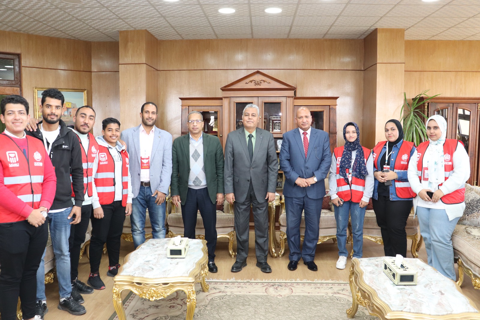 رئيس جامعة جنوب الوادي: مسابقة رالي مصر تستهدف نشر الوعي عن مفاهيم ريادة الأعمال وأهميتها 1 41694007303