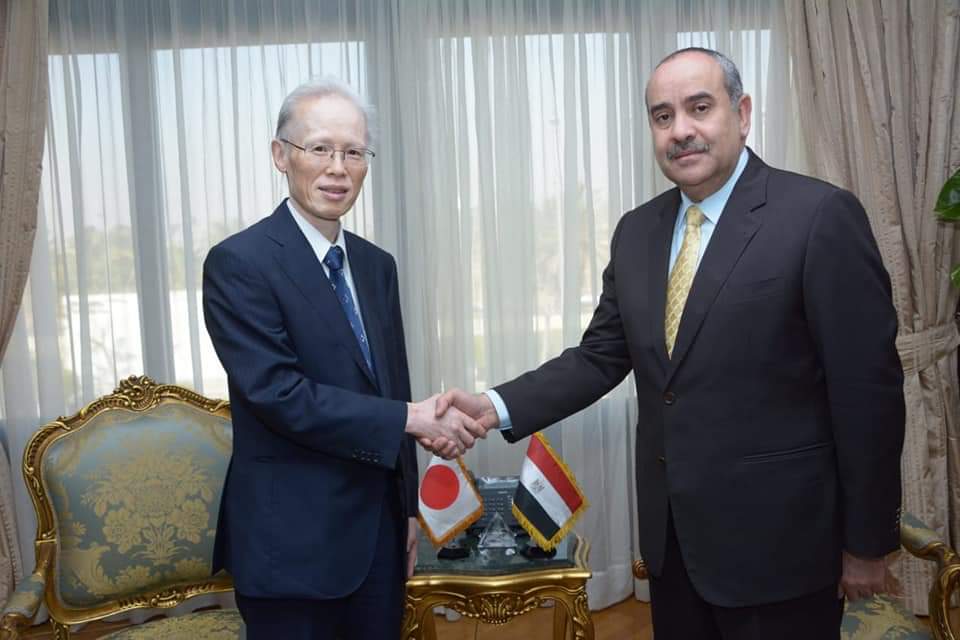 وزير الطيران المدنى والسفير الياباني بالقاهرة يشهدان مراسم الاحتفال بإعادة تشغيل أولى رحلات «مصر للطيران» إلى طوكيو 1 FB IMG 15807358189601695979204