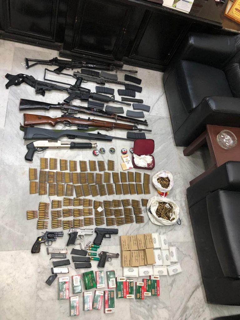 ضبط كمية من المواد المخدرة وأسلحة نارية وذخائر بحوزة عدد من العناصر الإجرامية بدمياط 1 WhatsApp Image 2021 01 06 at 121695287406