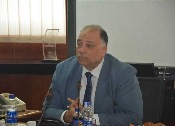 رئيس القابضة للمطارات يهنيء العاملين بمطار الغردقة لتجديد اعتماد نظام الإدارة المتكامل 1 elaosboa45762 11693732264