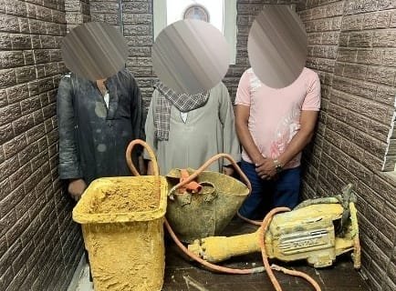 ضبط 4 أشخاص بالقاهرة لقيامهم بسرقة أحد المصانع بالقطامية 1 elaosboa632741696070223