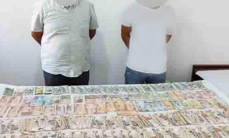 ضبط شخصين لقيامهما بالإتجار غير المشروع في النقد الأجنبي 1 elaosboa798211694176503