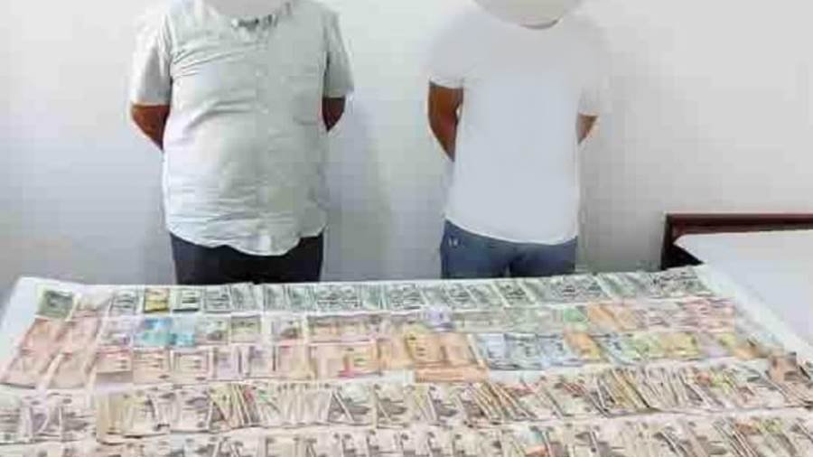 ضبط شخصين لقيامهما بالإتجار غير المشروع في النقد الأجنبي 1 elaosboa798211694176503