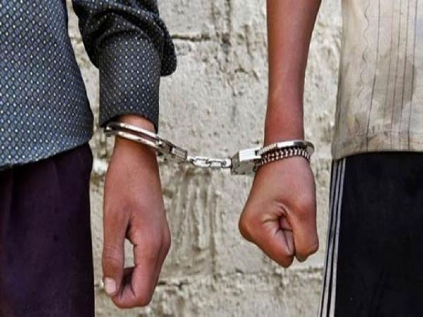 ضبط تشكيل عصابي بالقاهرة تخصص في النصب على المواطنين وبحوزتهم مبالغ مالية مقلدة 1 elaosboa896131693911123