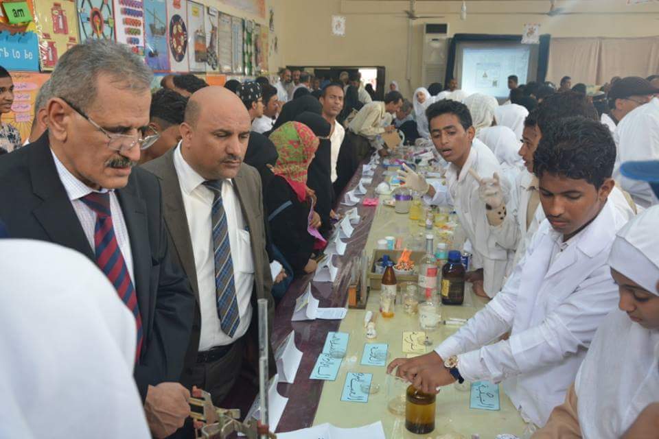 وزير التربية والتعليم يفتتح المعرض الفني لرسومات طلاب المدارس حول الهجرة غير الشرعية 1 received 19923442077514811694374263