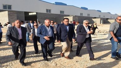 رئيس الوزراء يتفقد مشروع إنشاء مجمع الصناعات الصغيرة والمتوسطة بالمطاهرة في المنيا1695289264