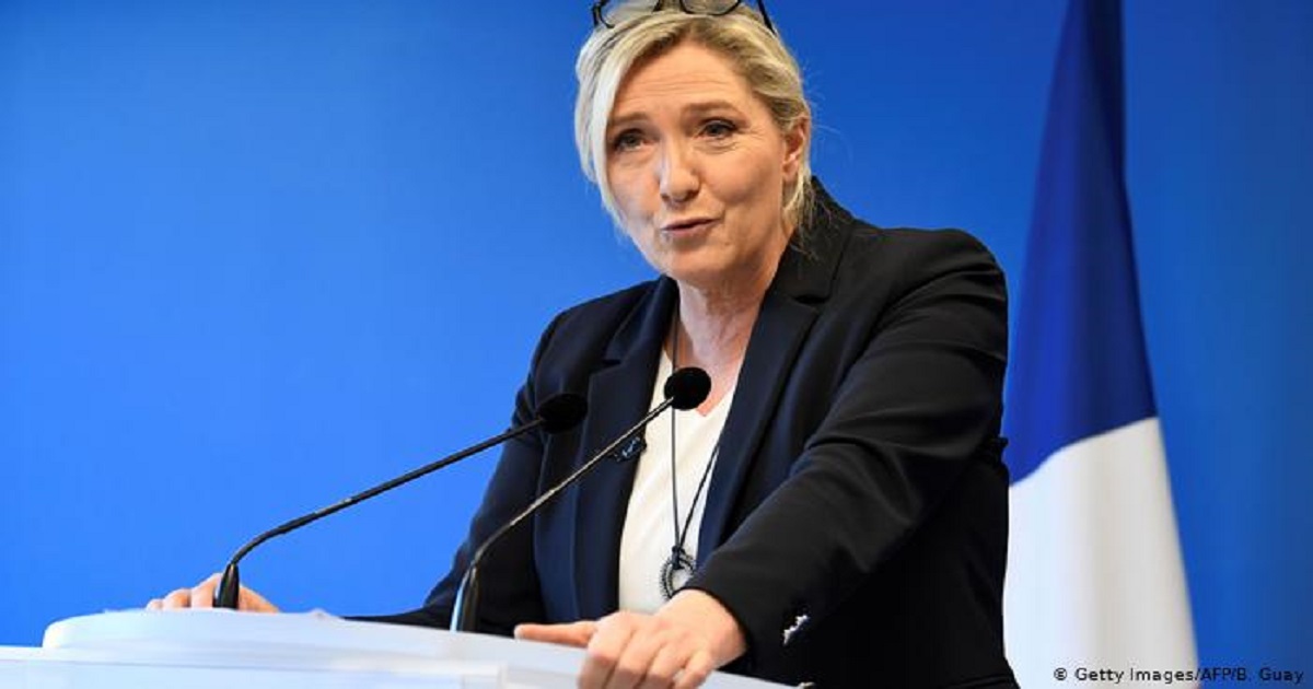 اليمين المتطرف بفرنسا يمارس ضغوطا على إيمانويل ماكرون بسبب أزمة المهاجرين في لامبيدوزا الإيطالية 1 مارين لوبان1694857923