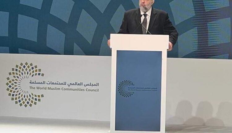 وزير الأوقاف السوري: الأمة الإسلامية تعاني في سبيل ضبط وسائل التواصل الاجتماعي 1 وزير الأوقاف السوري عبد الستار السيد