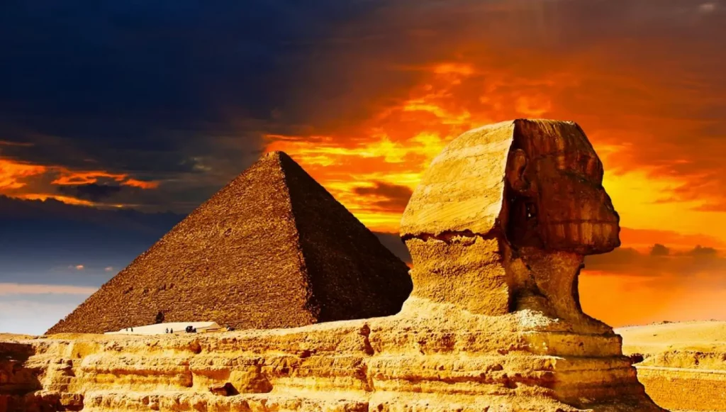 الأهرام: مصر تدرك أهمية التحرك السريع لاحتواء تطورات الأوضاع في المنطقة حتى لاتنزلق إلى حرب إقليمية 1 الأهرام1697947263