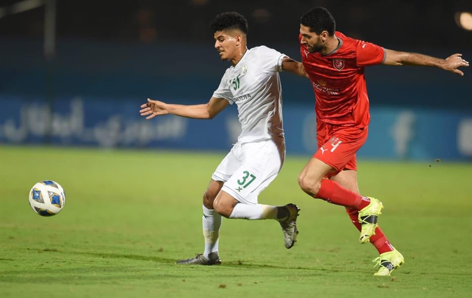 التعادل السلبي يسيطر علي نتيجة الشوط الاول من مواجهة الاهلي وصن داونز بنصف نهائي الدوري الافريقي 1 التعادل السلبي يخيم على نتيجة الشوط الأول لمباراة الأهلي والدحيل1698588184