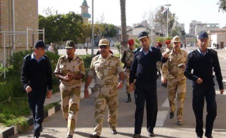 رئيس الوزراء يلتقي شيوخ وأهالي قرية الجورة ويؤكد: سيناء ستظل أغلى جزء على قلب كل مصري 1 06e8e3869069816a062f1983586c91e71698775862