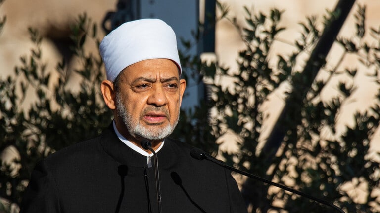 الأزهر يشدد على ضرورة وقف العدوان الإسرائيلي ويحيي صمود أهالي قطاع غزة الأبرياء 1 10 151698663184