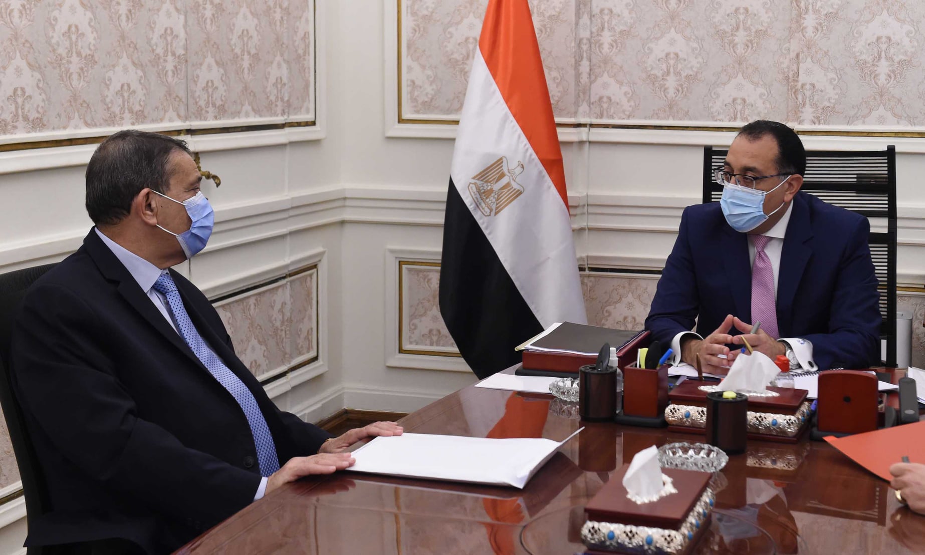 رئيس الوزراء يتابع خلال زيارته للإسكندرية عمل منظومة إدارة المخلفات .. ويشهد اصطفافاً للمعدات الخاصة بها 1 131441073 1809458855899138 592154368205543334 o1697027464