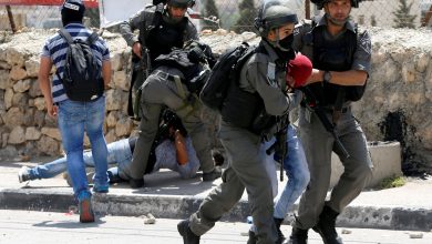 1350544 قوات الاحتلال تعتقل متظاهرين فلسطينيين1698741723