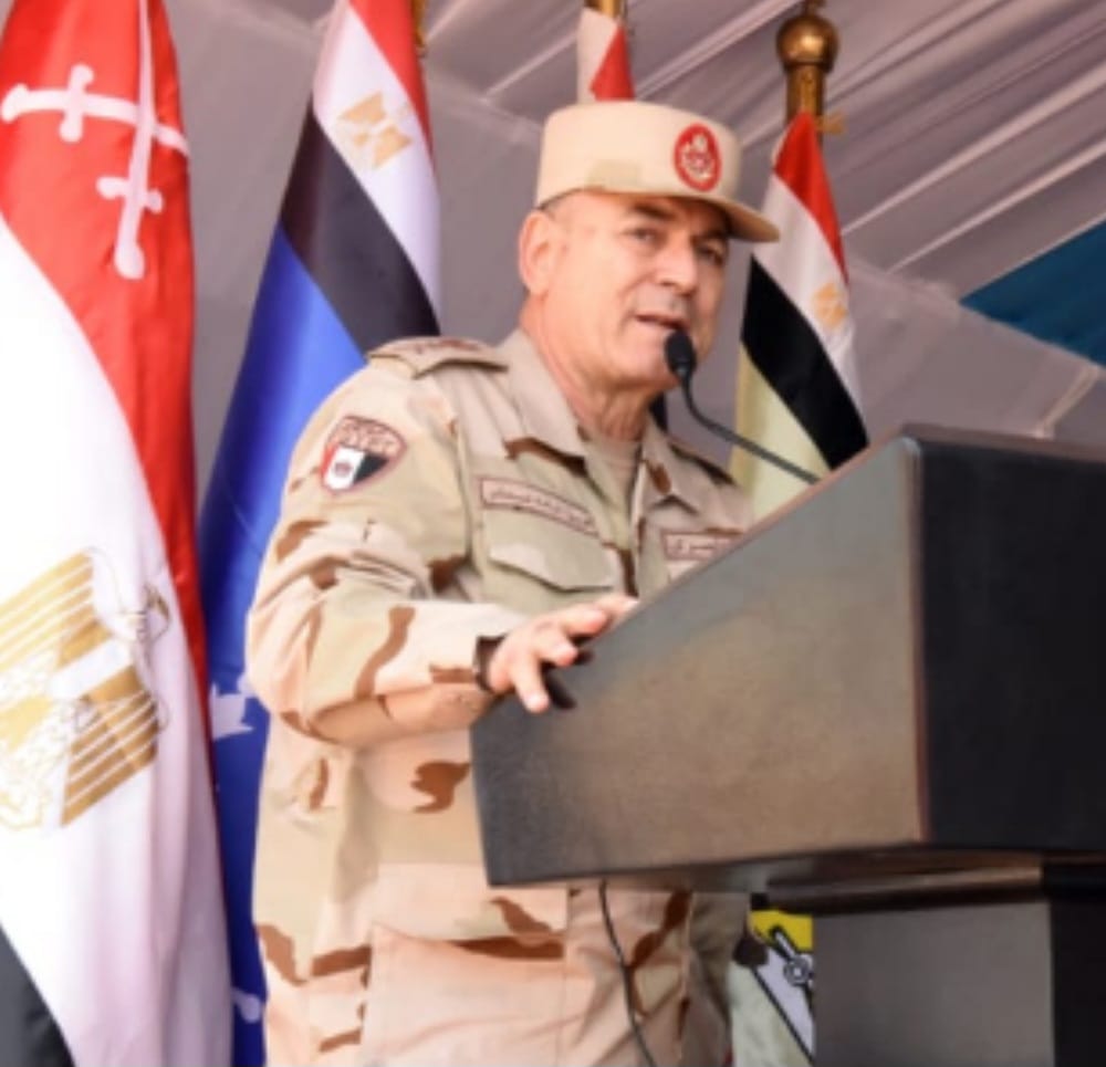 رئيس الأركان يشهد بيانًا عمليًا لأنسب أسلوب لأعمال التطهير الكيميائي لإحدى القواعد الجوية 1 15 3 2023 17 25 55 GomhuriaOnline 24016788939551698067566