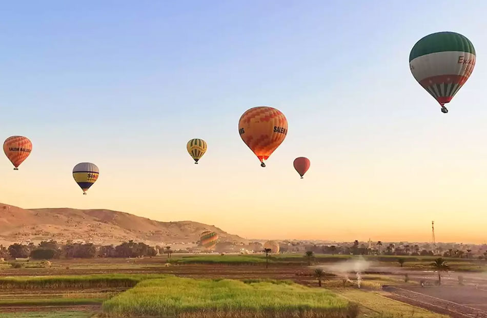 رحلات البالون تحقق أعلى معدلاتها في سماء الأقصر ..أكثر من 70 رحلة على متنها 1650 سائحا 1 19 2021 637514121745939924 5931696238050