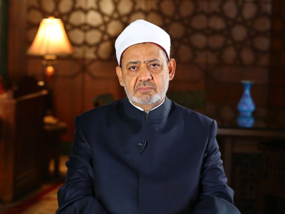 مستشار شيخ الأزهر: الرئيس السيسي لم يتوان عن اتخاذ كافة الإجراءات التي تسهم في تقديم الحلول العادلة للقضية الفلسطينية 1 201908300154035431697827808