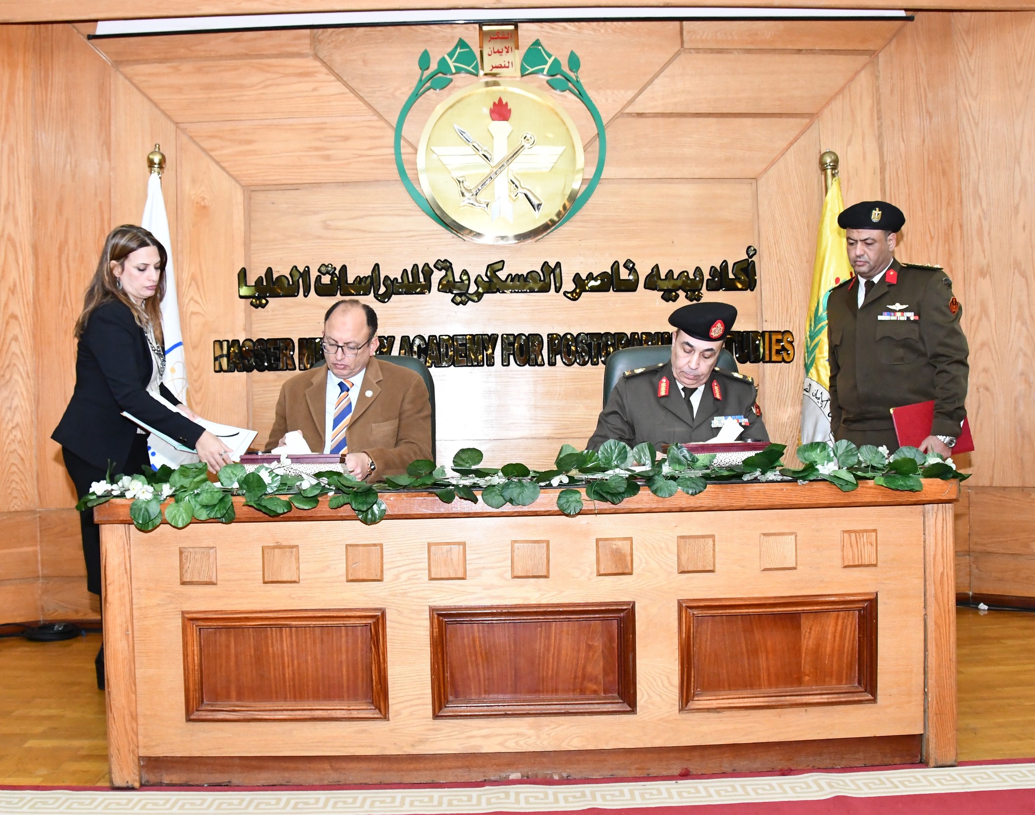 الأكاديمية العسكرية للدراسات العليا والاستراتيجية تنظم معرضها الثاني للكتاب لخدمة الدارسين من العسكريين والمدنيين 1 202311437221698749282