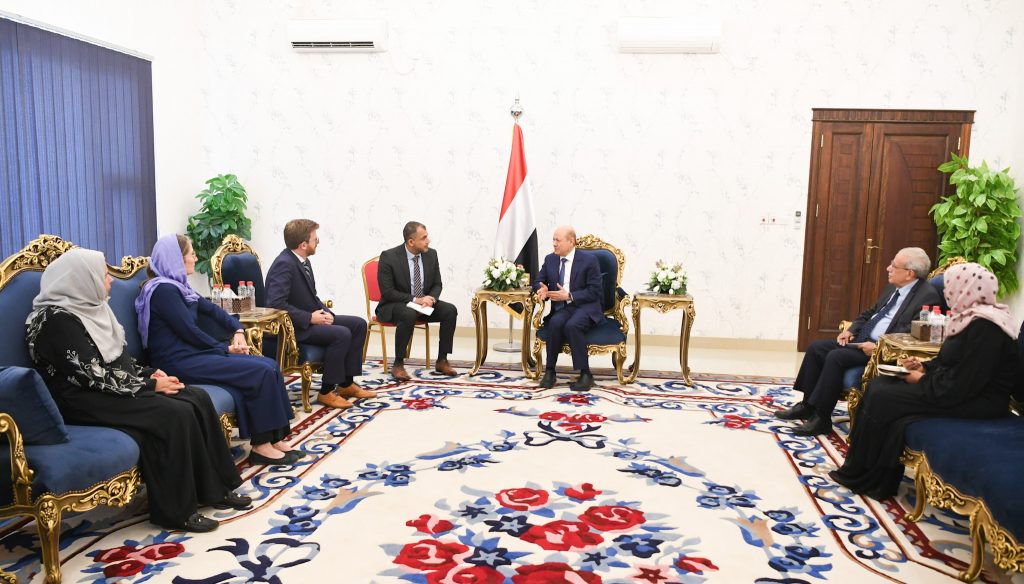 دبلوماسي روسي يناقش مع رئيس بعثة اللجنة الدولية للصليب الأحمر الوضع في غزة 1 26 10 22 4454758011697793423