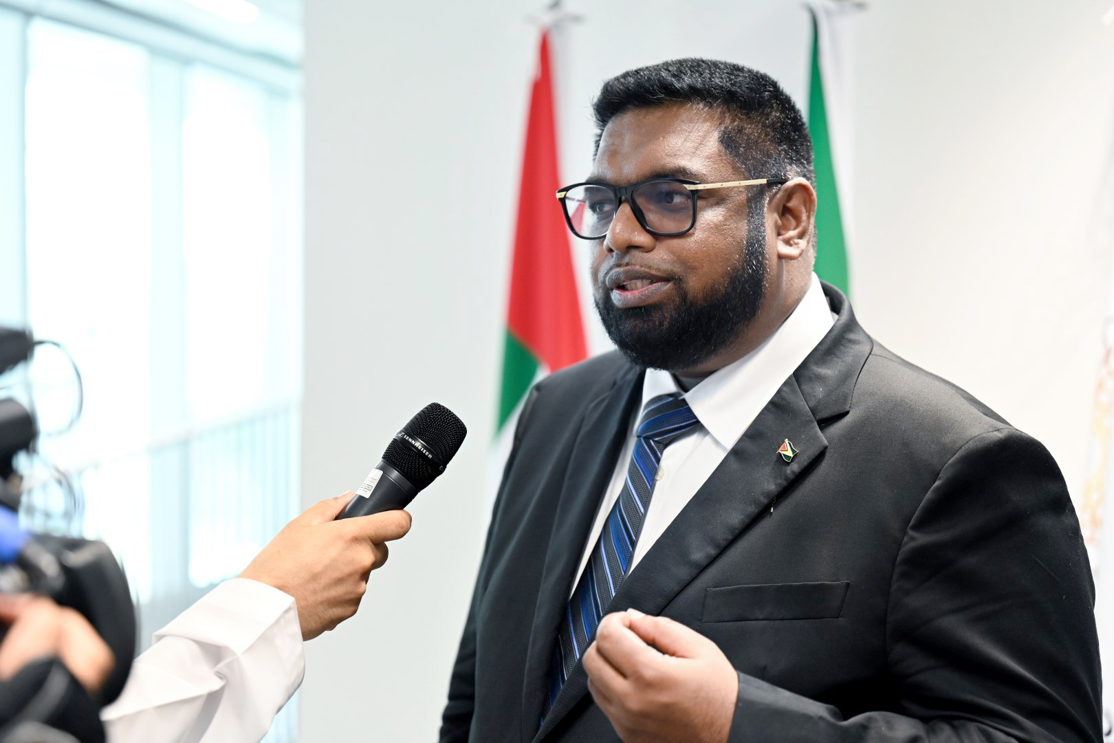 رئيس جمهورية غيانا: فرص التجارة والاستثمار بين إفريقيا والبحر الكاريبي تقدر بنحو 16 تريليون دولار 1 34325352293511010201698766024
