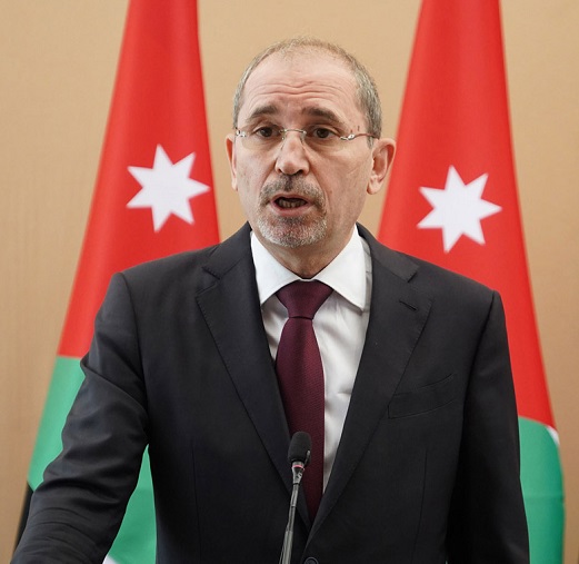 وزير الخارجية يبحث مع نظيره الإسباني هاتفيا جهود التهدئة بين الفلسطينيين والإسرائيليين 1 347782 14 16361135721696697526