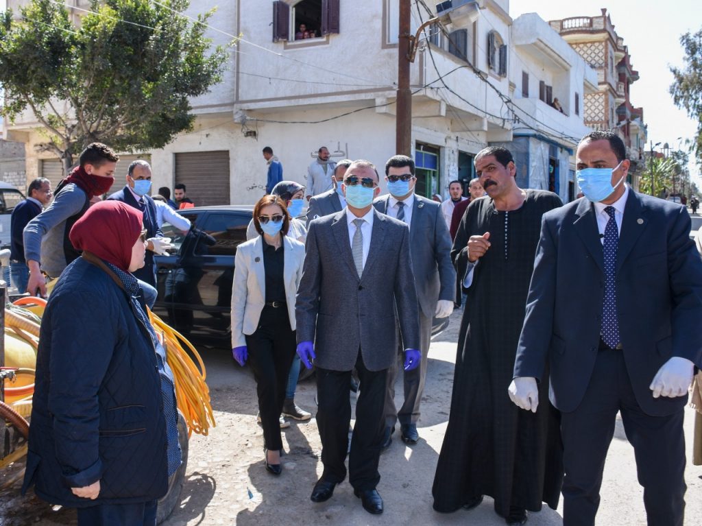 محافظ الإسكندرية: مشاركة 230 منفذا في مبادرة خفض الأسعار بمختلف الأحياء 1 358363 محافظ الاسكندرية1697802423