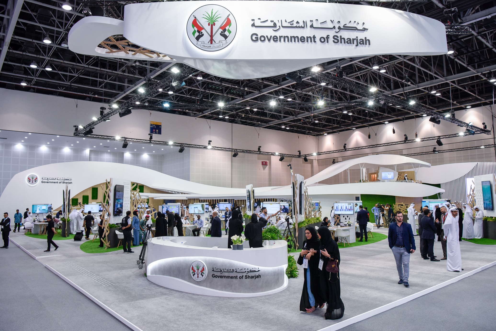 جلوبال (11): جناح حكومة الشارقة يرسم خارطة الطريق نحو مستقبل رقمي مستدام في جيتكس العالمي 2023 1 458341527993681697485263