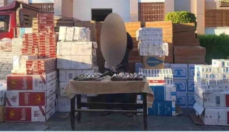ضبط سائق بالأقصر وبحوزته أكثر من 16 ألف عبوة سجائر ومعسل متنوعة 1 5711697802843