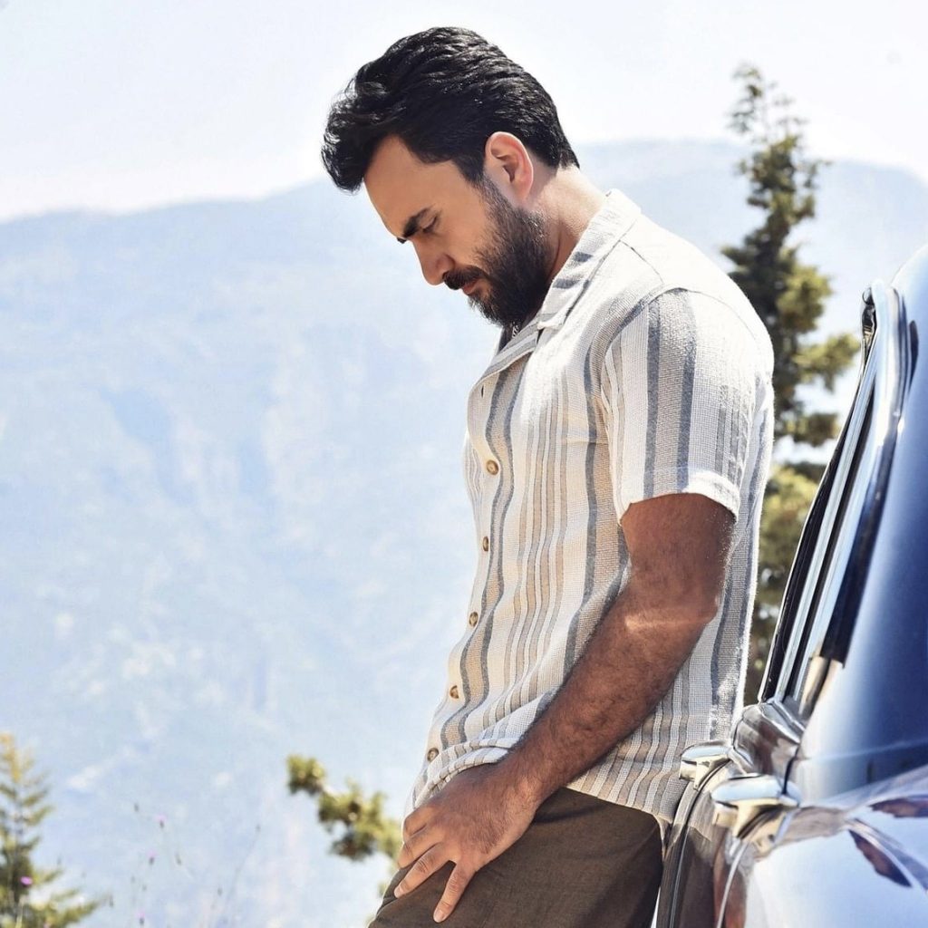 نقاد: موسيقى مسرحية "من القاتل" عكست حالة درامية مختلفة وحية 1 82F92EB1 C212 4F4D B9FF 8227D13784C6 2048x20481696332003