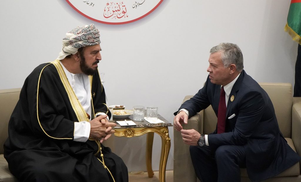 نائب رئيس الوزراء العماني لشئون الدفاع يترأس وفد بلاده في قمة القاهرة للسلام غدًا 1 AS HM Jordan oman1697816223