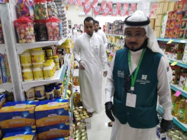 جولات ميدانية بالسويس وأسوان والإسماعيلية والأقصر وبورسعيد لتوعيتهم بمزايا "التأمين الصحي الشامل" 1 IMG 20200405 WA00501698306662