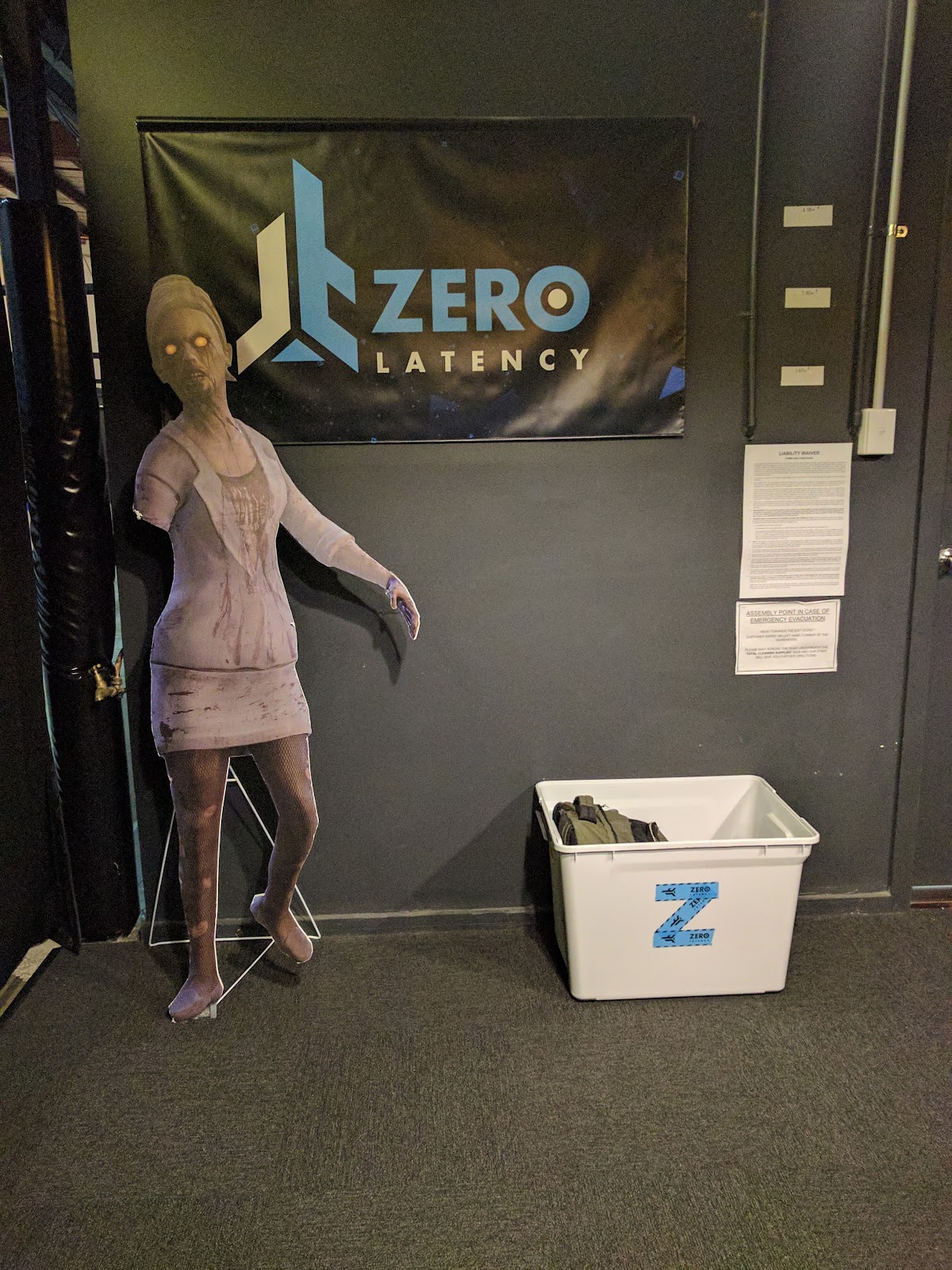 جلوبال (1): ZERO LATENCY تطلق OUTBREAK، وهي أكثر مغامرة زومبي بالواقع الافتراضي مع حرية التجول إثارة وتطورًا على الإطلاق 1 IMG 20170325 0851311696570263