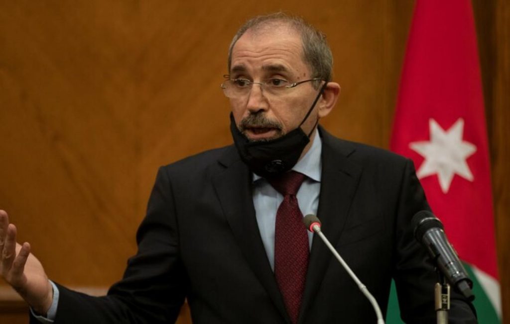 وزير خارجية الأردن يحذر من أي محاولة لتهجير الفلسطينيين من غزة إلى مصر وترحيل الأزمة إلى دول الجوار 1 JAX7E1697140804